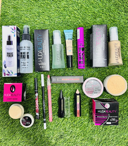 12 in 1 Makeup Deal - Complete Beauty Pack with 12 Pcs